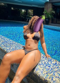 SEXY African lady - escort in Doha Photo 2 of 4