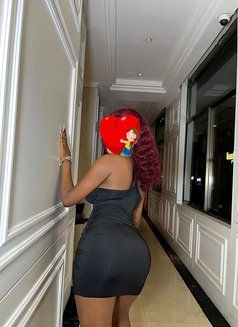 SEXY African lady - escort in Doha Photo 4 of 4