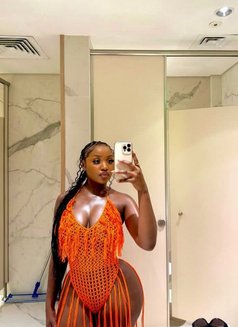 Sexy African Round Boobs Incall - puta in Faridabad Photo 1 of 2