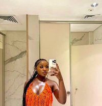 Sexy African Round Boobs Incall - puta in Faridabad Photo 1 of 2