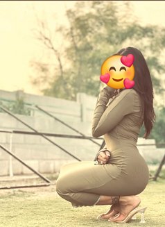 Sexy AINA near BTM for(incall& outcall) - puta in Bangalore Photo 3 of 5