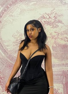 Sexy Ella near btm for (incall & outcall - escort in Bangalore Photo 1 of 4