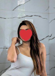 Sexy Akansha - escort in Candolim, Goa Photo 2 of 3