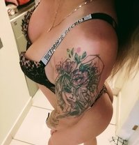 Sexy Alyson Laval - escort in Laval