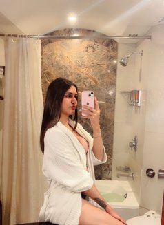Sexy Anaya - Transsexual escort in Vadodara Photo 11 of 16
