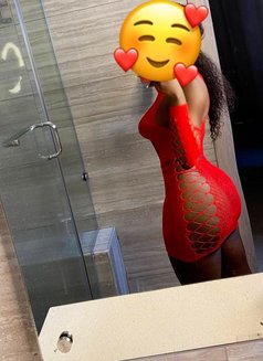 Sexy and Beautiful Girl Vivi - escort in Pune Photo 2 of 3