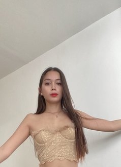 Sexy and Hot Allysa - Transsexual escort in Makati City Photo 2 of 5