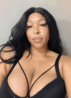 Sexy and hot Linda ready to make you wet - escort in Al Sohar Photo 5 of 5