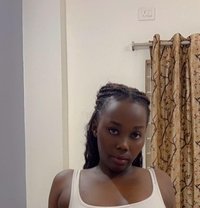 Sexy and Sweet African Girl Shilla - puta in Hyderabad Photo 1 of 3