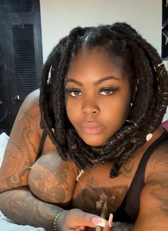 Sexy and Wild Jezzi - puta in Barbados Photo 3 of 7