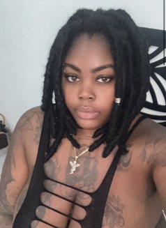 Sexy and Wild Jezzi - puta in Barbados Photo 5 of 7