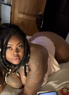 Sexy and Wild Jezzi - puta in Barbados Photo 6 of 7