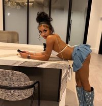 Sexy and Young Classy African Clara - puta in Gurgaon