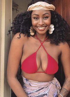 Sexy and Young Classy African Peace - puta in Mumbai Photo 4 of 5