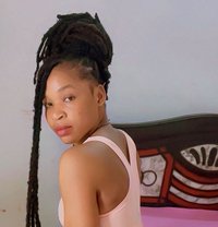Sexy and Young Classy African Saphiara - puta in Hyderabad