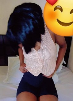 Sexy and Young Classy African Shallom - escort in Bangalore Photo 3 of 8