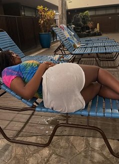 Sexy and Young Classy Girl Faith - puta in Ahmedabad Photo 3 of 6