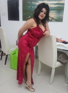 Sexy Armeena - escort in Al Manama Photo 3 of 7