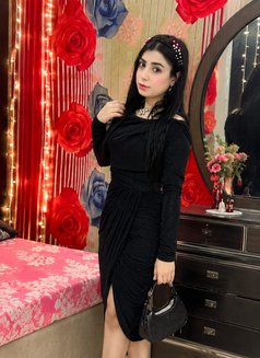 Sexy Arohi - escort in Al Manama Photo 2 of 5