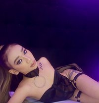 Sexy Babe - Transsexual escort in Davao