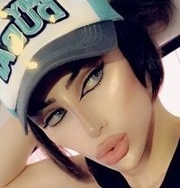 ***** Sexy Barbie Luxy Ajman ****** - Transsexual escort in Ajmān