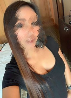 Sexy Bee in TAIPEI - escort in Taipei Photo 8 of 8