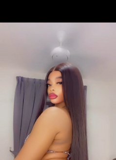 Sexy Bella - puta in Kuala Lumpur Photo 1 of 3