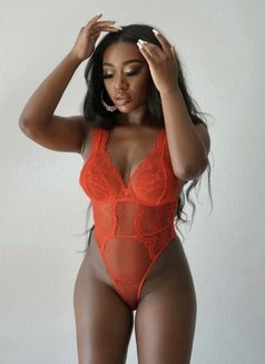 Sexy Black Hot Ebony Desiree - puta in Dubai Photo 4 of 5