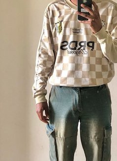 Sexy Black Top G - Acompañantes masculino in Dubai Photo 1 of 5