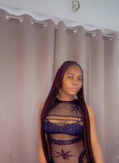 Sexy Body Young Girl Nikki - puta in Gurgaon Photo 3 of 6