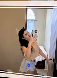 Sexy, Bold & Curvaceous - escort in Makati City Photo 15 of 16