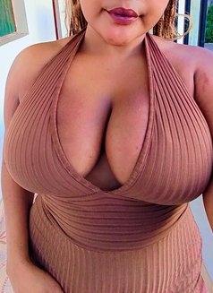 sexy bomb - escort in Mombasa Photo 4 of 5