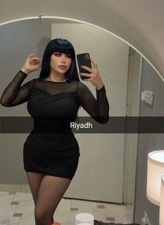 Sexy bome Ladyboy thailand - Acompañantes transexual in Riyadh Photo 7 of 12