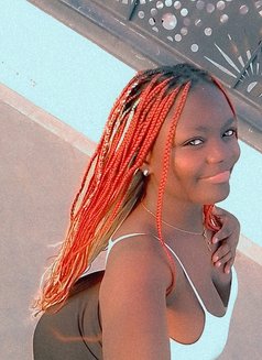 Sexy Brat - masseuse in Nairobi Photo 1 of 2