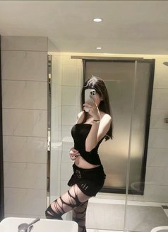 Sexy Cheerleader Photos Are 100% Genuine - escort in Shanghai Photo 5 of 5