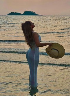 Sexy&Classy Half Canadian Asian GFE CIM - puta in Dubai Photo 25 of 30