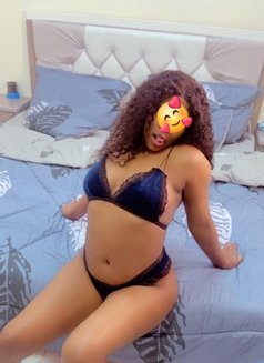 Sexy Claudia - escort in Hyderabad Photo 5 of 5