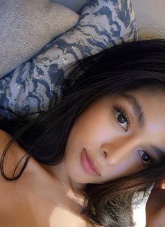 Sexy Courtney (5star hotel) - escort in New Delhi Photo 13 of 21