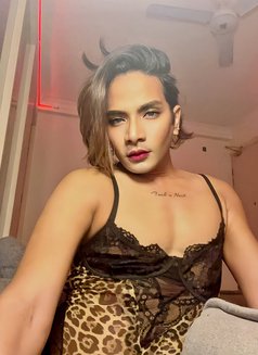 Sexy Crossdresser Paid Bubble Butt Bot - Acompañantes masculino in Gurgaon Photo 2 of 9