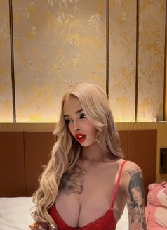 FULLYFUNCTIONALCUM RELOADER JUST ARRIVED - Transsexual escort in Kuala Lumpur Photo 9 of 18