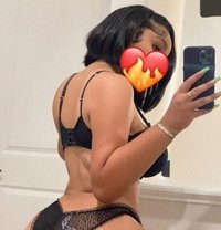 Sexy curvy Alice Cam & Incal & Outcall - escort in Hyderabad