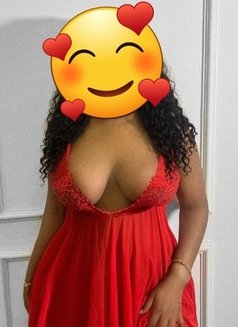 Sexy Curvy doreen Incall n Outcall - puta in Bangalore Photo 5 of 6