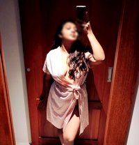 Sexy, Curvy Vandana for Meeting - puta in Colombo Photo 4 of 4