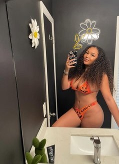 SEXY CYLIS - puta in Dubai Photo 9 of 9