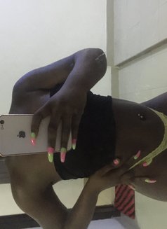 Sexy Danny - puta in Lagos, Nigeria Photo 2 of 4