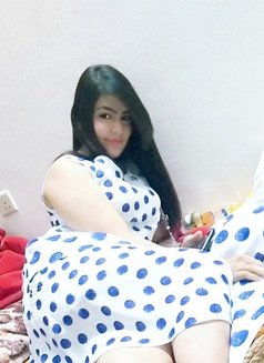 Sexy Deepti - escort in Sharjah Photo 2 of 6