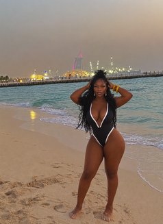 Sexy Diana - puta in Dubai Photo 8 of 8