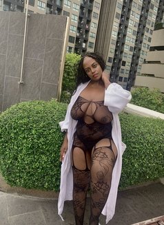 Sexy ebony - puta in Singapore Photo 2 of 6
