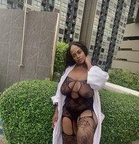 Sexy ebony - puta in Singapore
