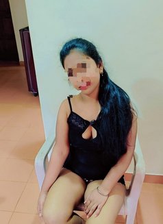 Sexy Ekta colungute - puta in New Delhi Photo 2 of 5